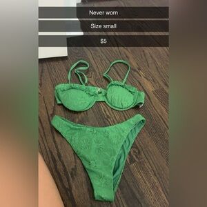 I’m selling cute good quality never worn bikinis at a good price